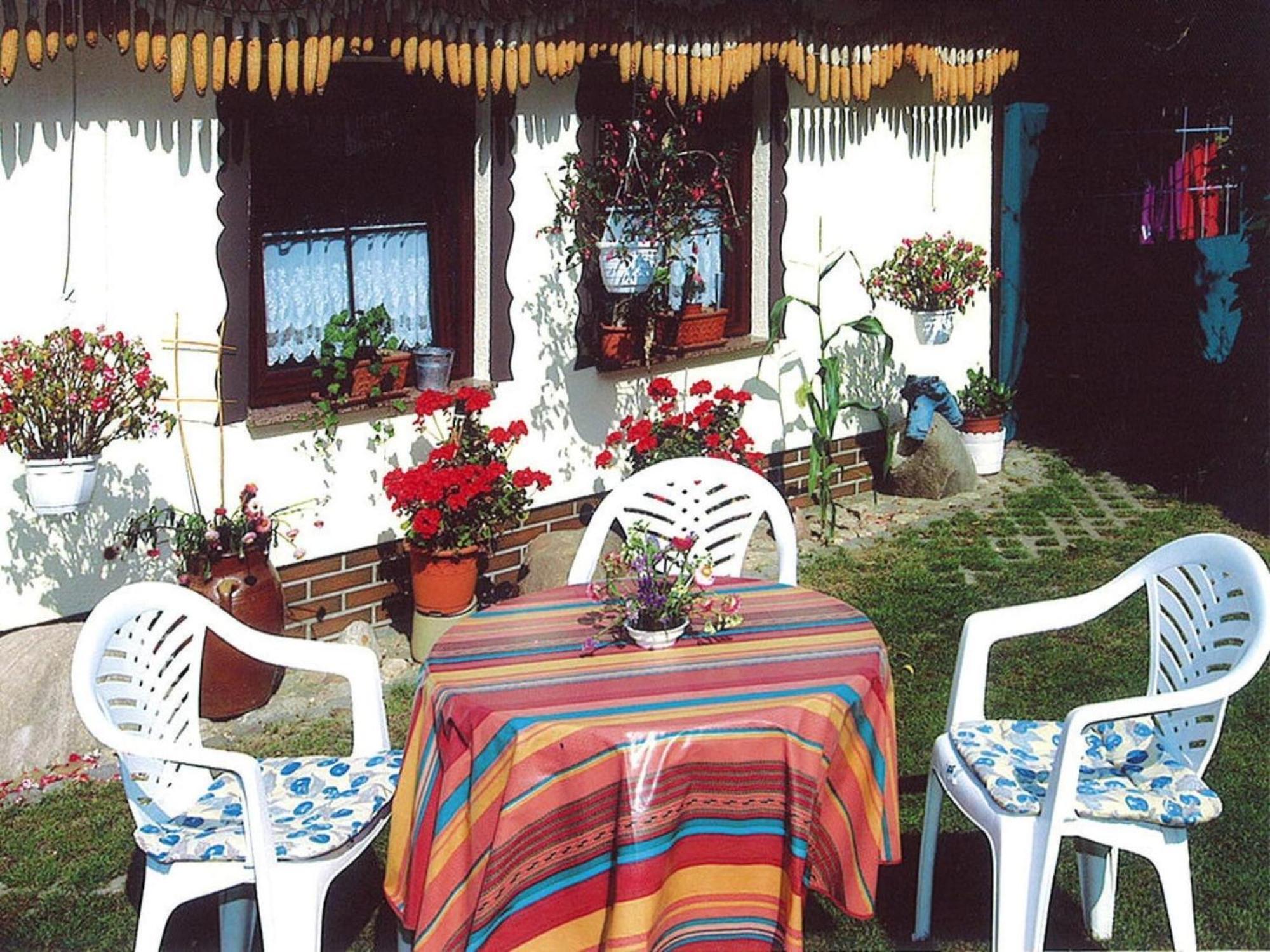 Bungalow In L Bben With A Terrace Lübben Екстериор снимка